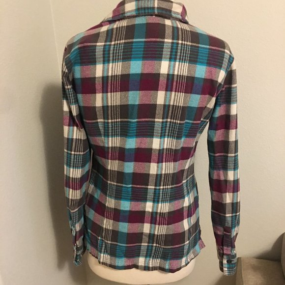 Women's Patagonia Long Sleeve Flannel Shirt - Picture 3 of 4